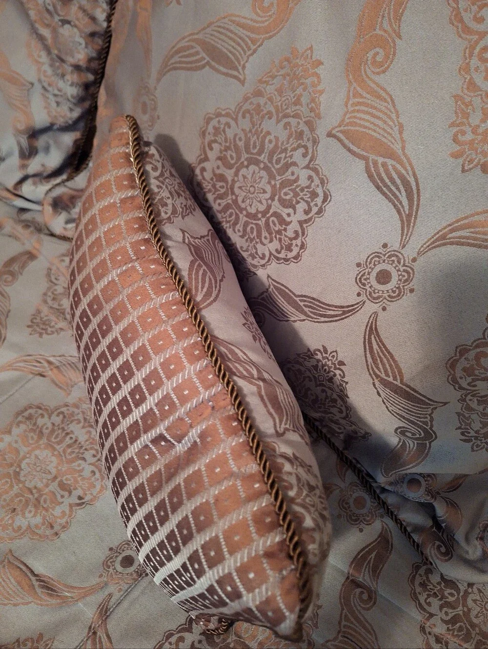 Blue/Brown Comforter Set